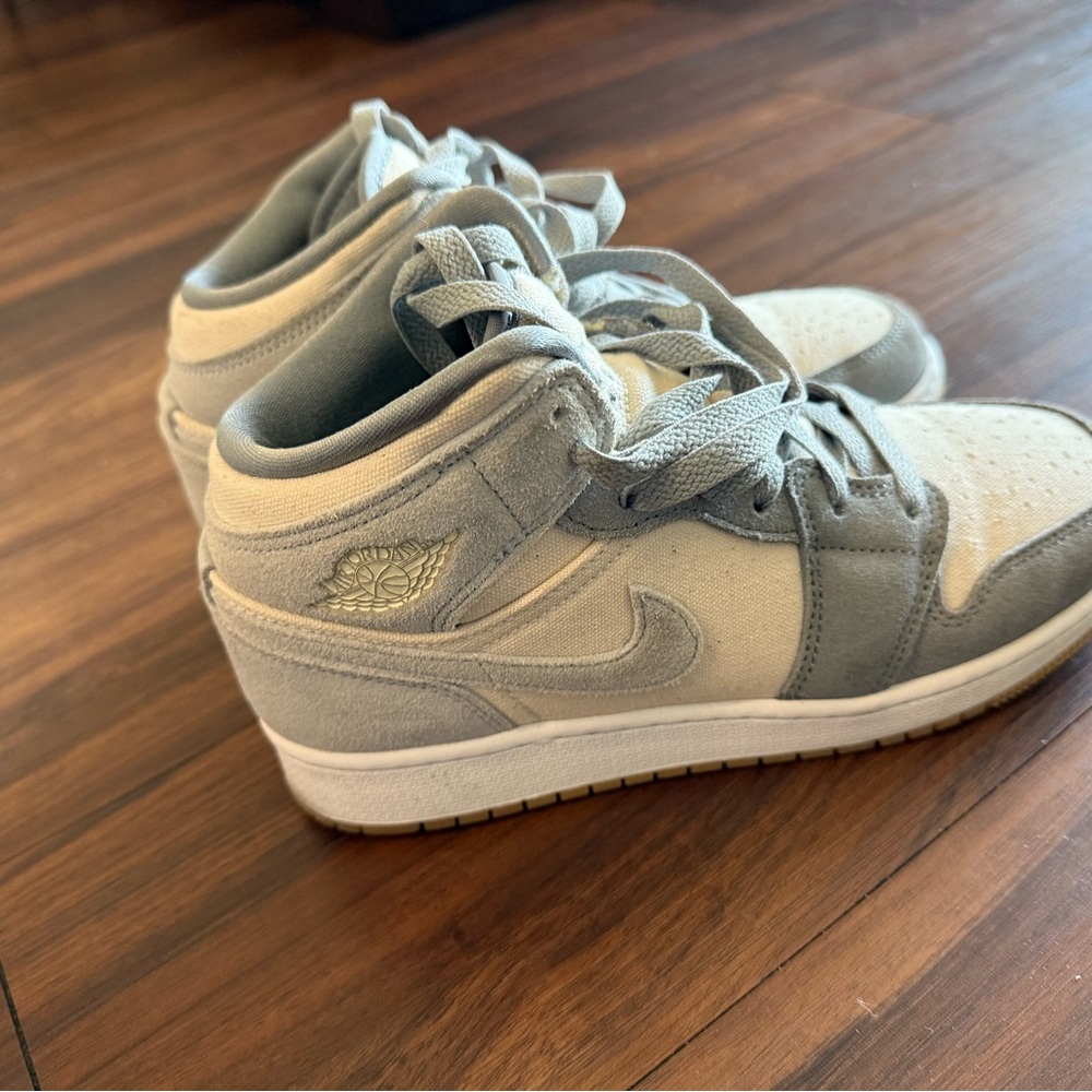Jordan Ombré Blue Gray Sneakers Classic Design